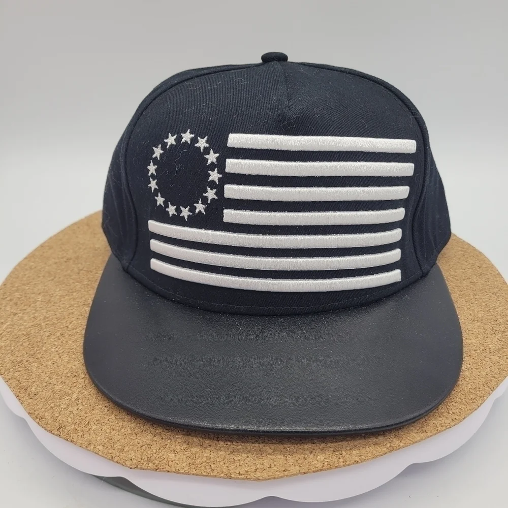 BETSY ROSS FLAG SNAPBACK HAT BLACK 1776 NEW